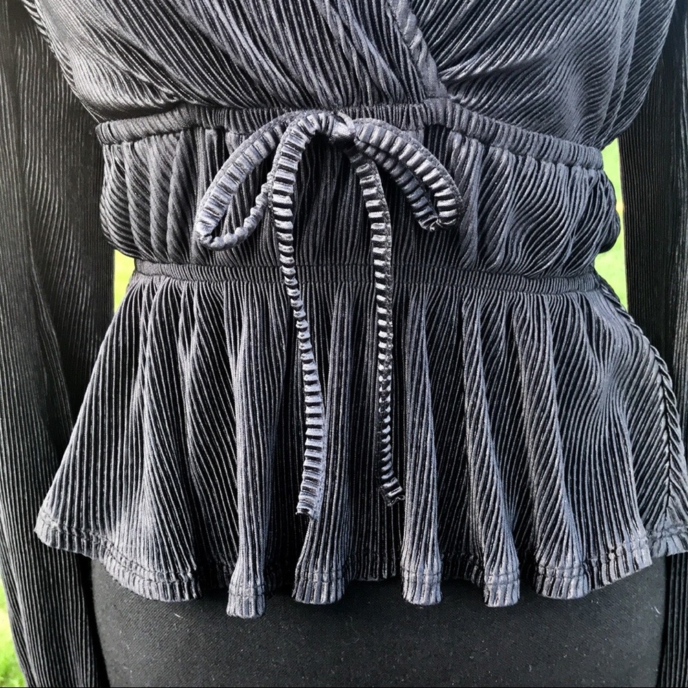 LOVE, FIRE BLACK PEASANT BLOUSE *XS *SEMI-SHEER *NWT *BOHEMIAN, BALLOON SLEEVES - Picture 7 of 9